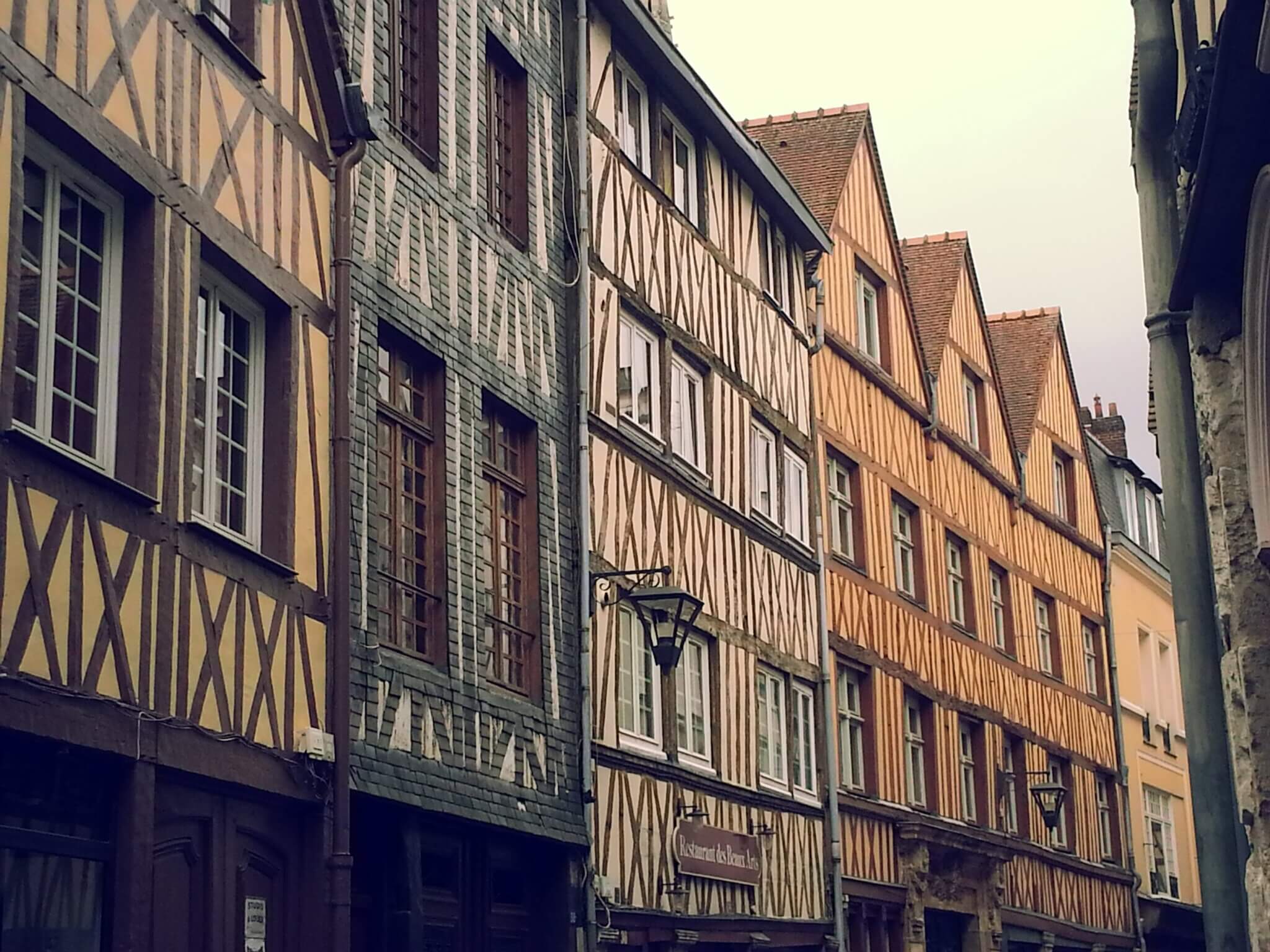 Rouen rue Damiette, immeuble normand.